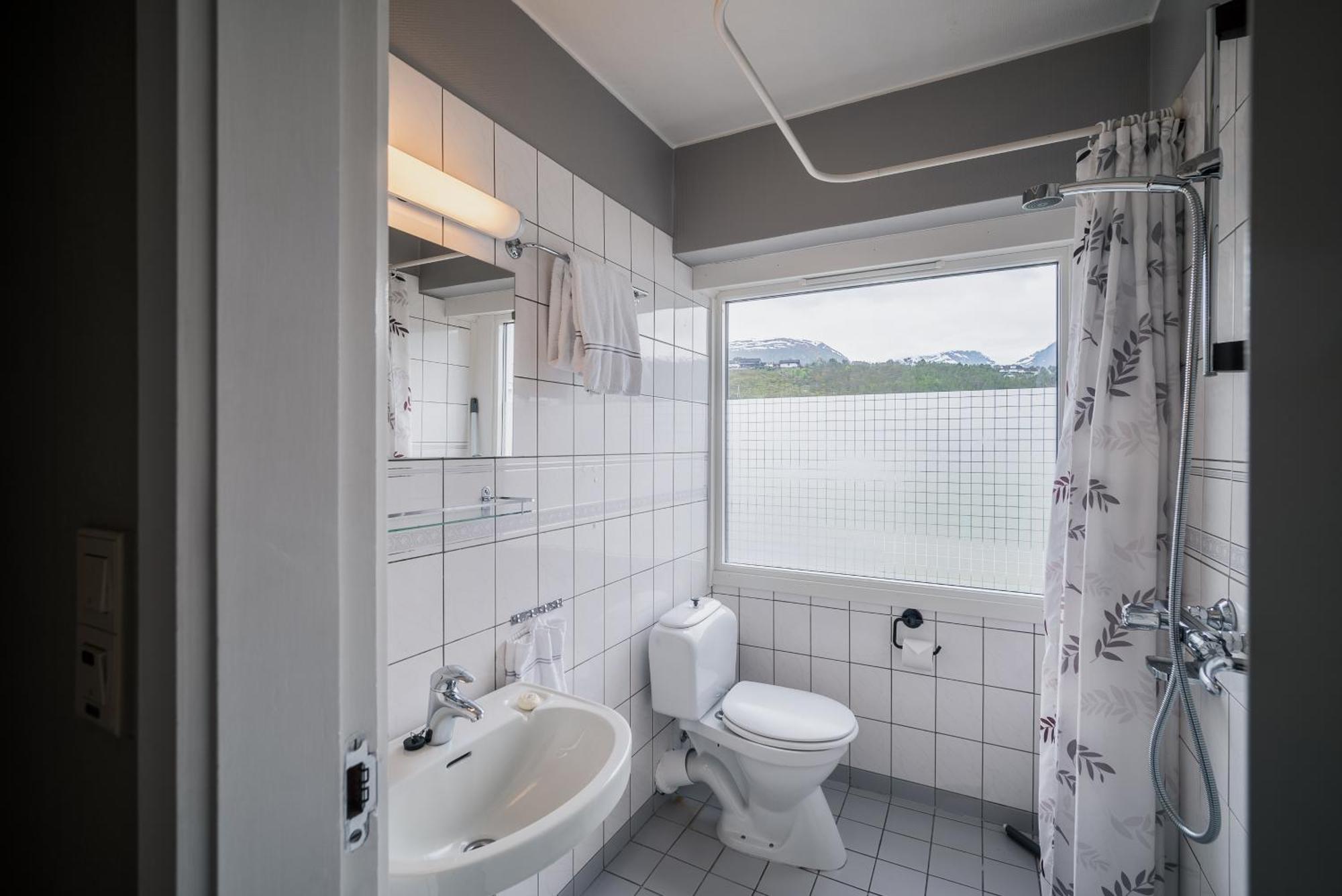 Gloppen Hotell - By Classic Norway Hotels Sandane Cameră foto